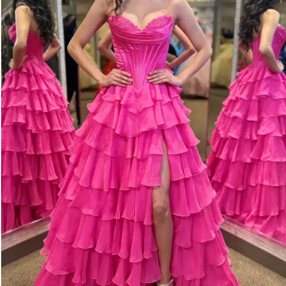 Sherri Hill Corset 56911 - Picture 3 of 16